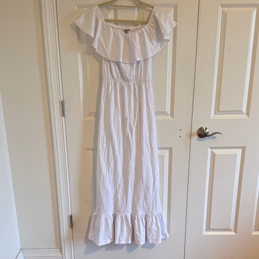 ASOS White Off-Shoulder Maxi Dress Size Small